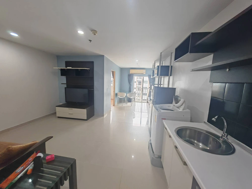Condo for rent at Metro Park Sathorn. Ready to move in, fully furnished. Book today! Don't miss out!