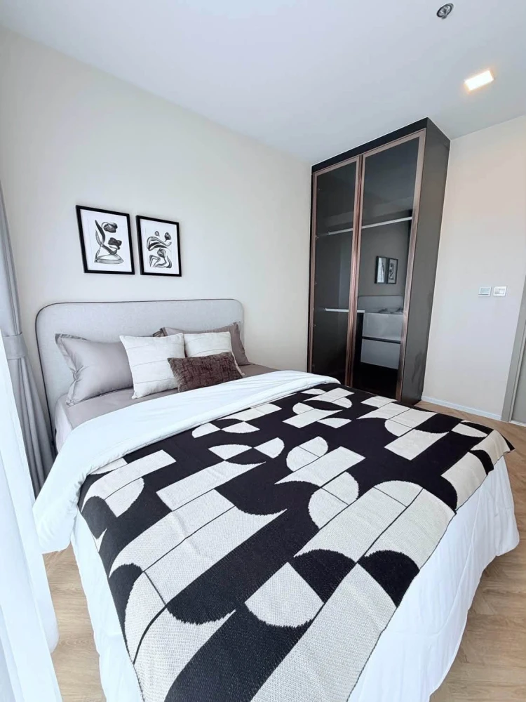 Condo for rent at Modiz Collection Bangpho. Beautiful unit, fully furnished and equipped with appliances—just bring your suitcase and move right in! images
