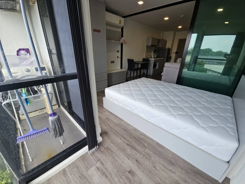 Condo for rent at Modiz Interchange. Ready to move in, fully furnished, great price. Book now, don't miss out!