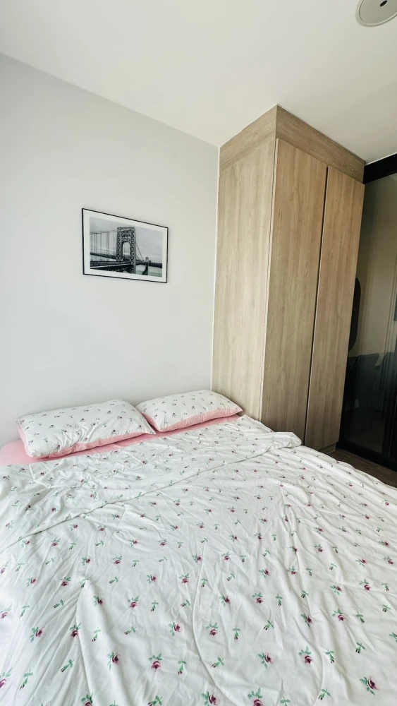 Condo for rent at Modiz Sukhumvit 50. Nice unit on the 12th floor with great views. Convenient and fully equipped. Don't miss out!