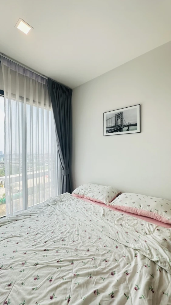Condo for rent at Modiz Sukhumvit 50. Nice unit on the 12th floor with great views. Convenient and fully equipped. Don't miss out!