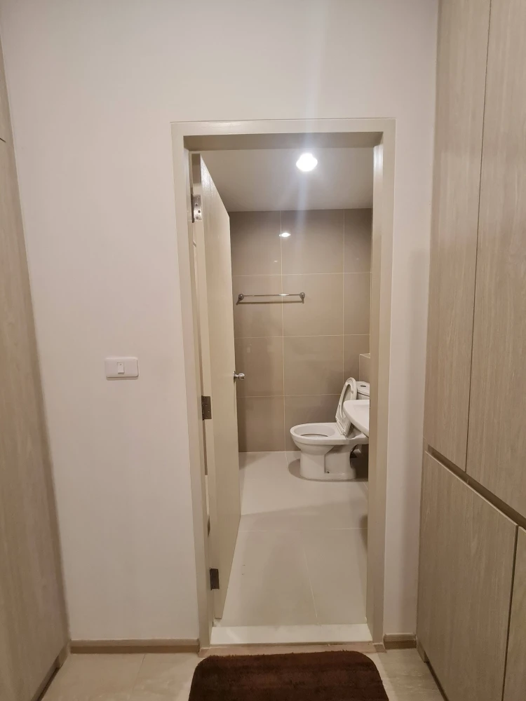 Condo for rent at Niche Mono Sukhumvit-Puchao. Ready to move in, fully furnished. Book now, don't miss out!