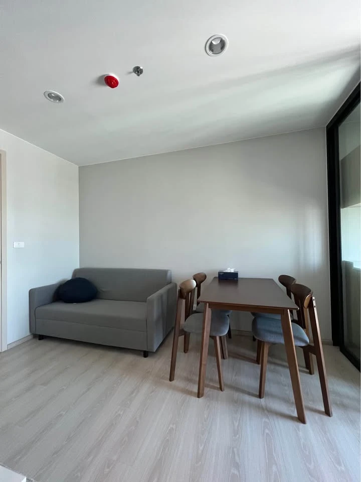 Condo for rent at Noble Nue Srinakarin-Lasalle. Nice unit on the 22nd floor with great views. Amazing price! Don't miss out!