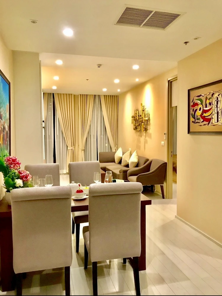 Spacious condo for rent at Noble Ploenjit. Enjoy ample living space and complete amenities. Book now, don't miss this opportunity!