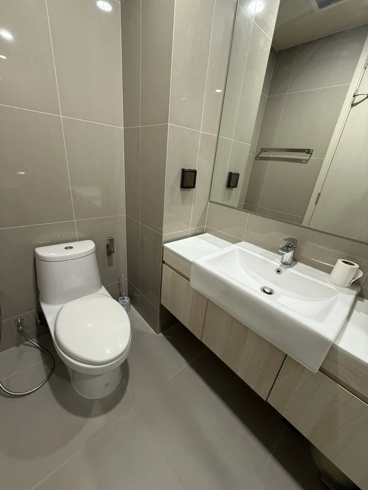 Condo for rent at Noble Recole Sukhumvit 19. Ready to move in, fully furnished. Book today!