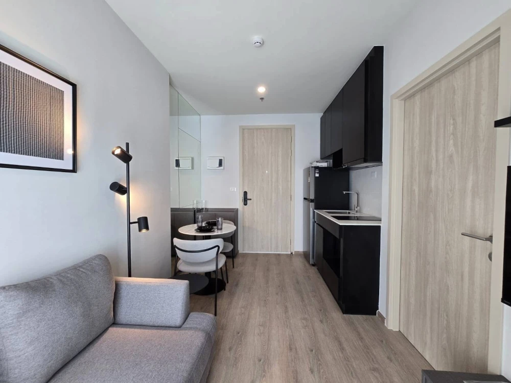 Condo for rent, Nue District R9, ready to move in, complete with amenities, great price, hurry and reserve now, don't miss out!