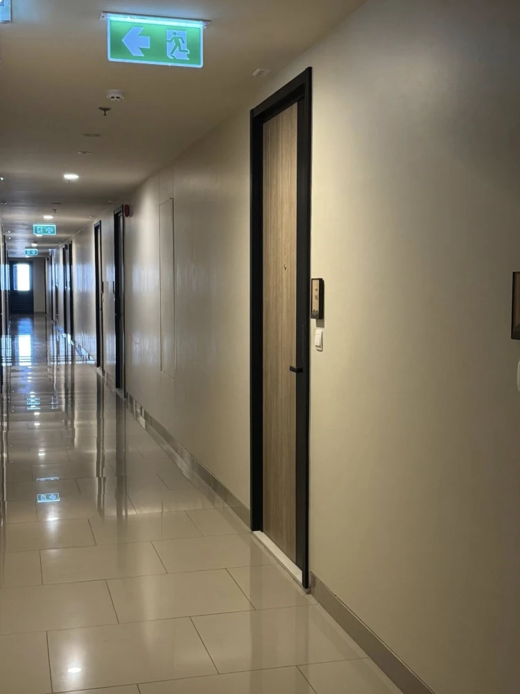 Condo for rent: Oka Haus Sukhumvit 36. Nicely decorated unit with complete furniture and appliances. 34th floor with great views. Book now!