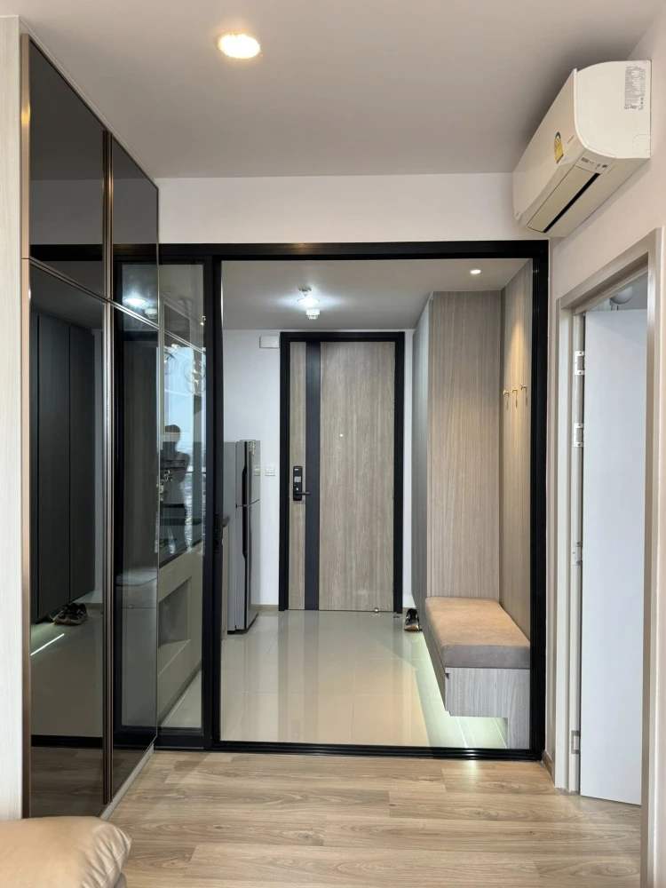 Condo for rent: Oka Haus Sukhumvit 36. Nicely decorated unit with complete furniture and appliances. 34th floor with great views. Book now!