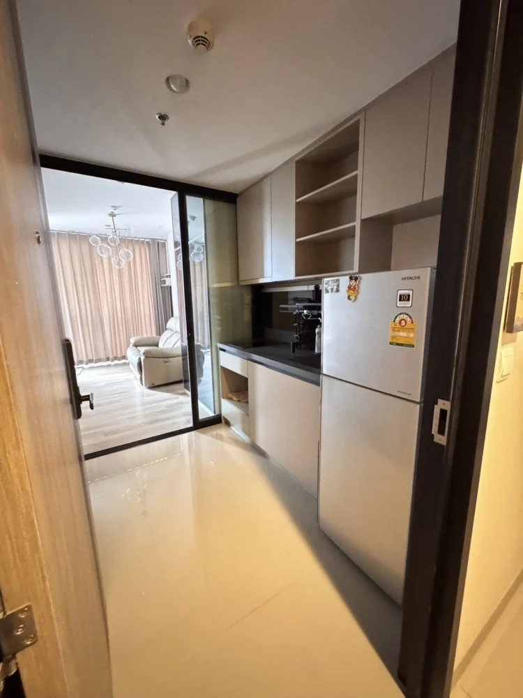 Condo for rent: Oka Haus Sukhumvit 36. Nicely decorated unit with complete furniture and appliances. 34th floor with great views. Book now!