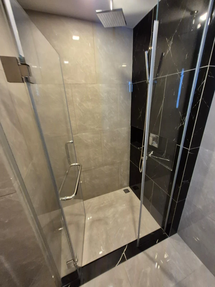 Condo for rent at One 9 Five Asoke-Rama 9. The unit is partitioned into separate, well-defined zones. Everything you need is here. Book now, don't mis