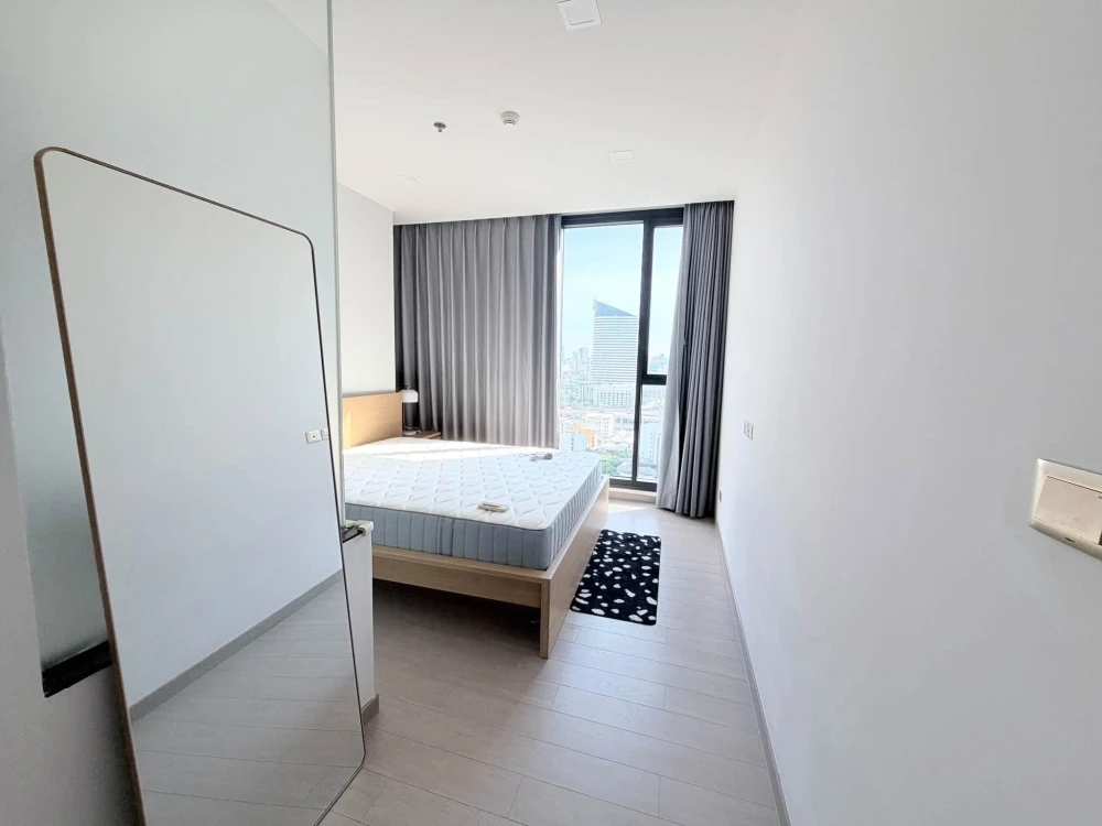 Condo for rent at One 9 Five Asoke-Rama 9. Spacious, comfortable unit with a well-designed layout and full amenities—book now!