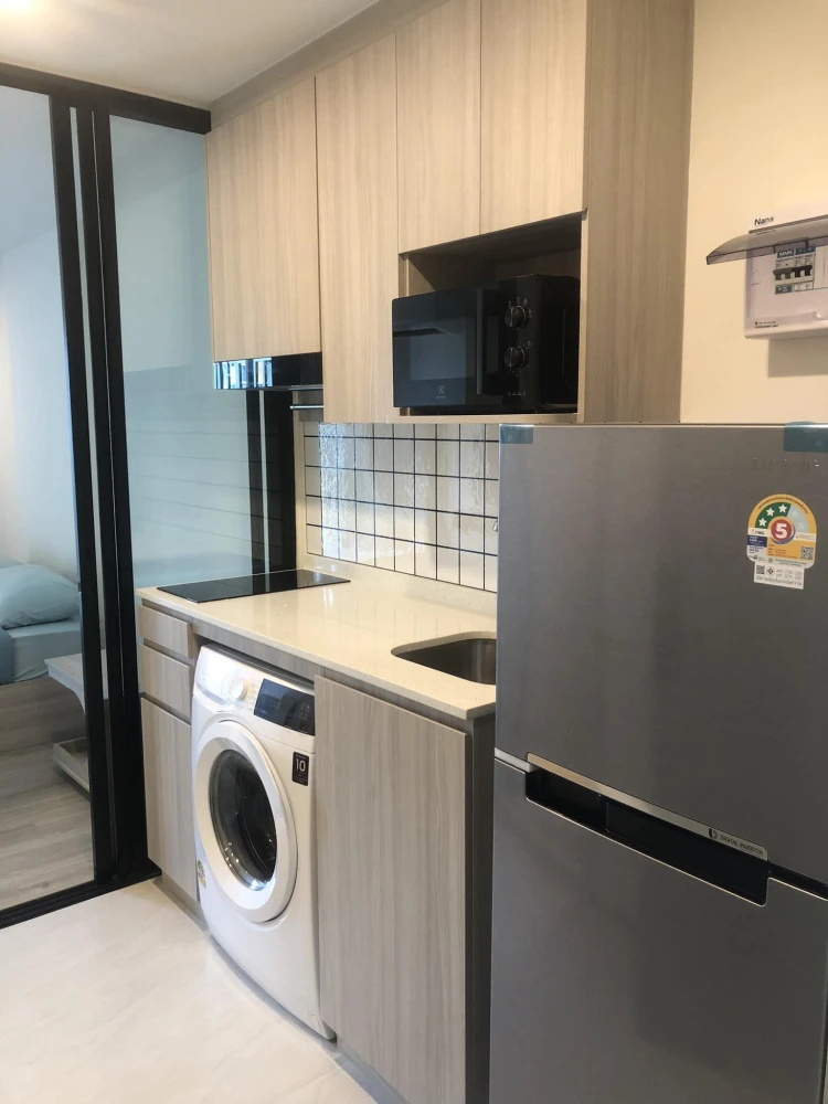 Condo for rent at Origin Play Sri Udom Station. Ready to move in, fully furnished. Book now, don't miss out!
