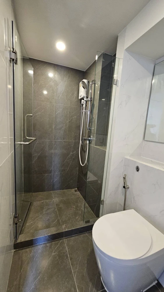 Condo for rent Origin Plug & Play Ramkhamheang Triple Station, ready to move in, complete here, hurry and move in