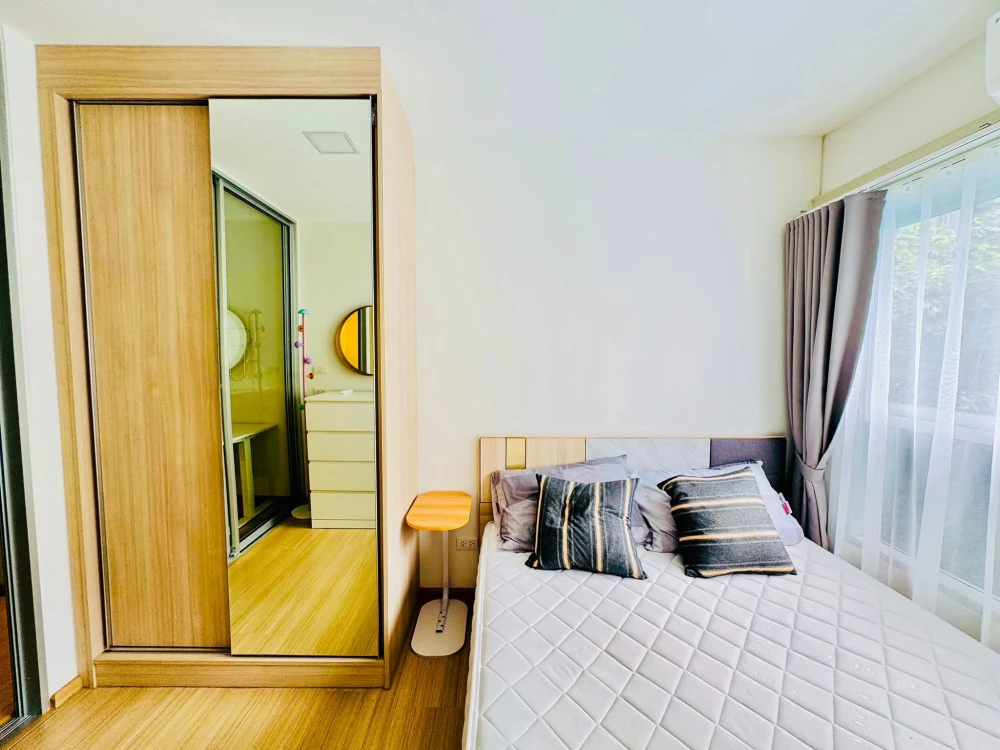 Plum Fresh Condo for rent—stunning interior view! This unit overlooks the long swimming pool. Fully equipped with amenities; ready for immediate move-