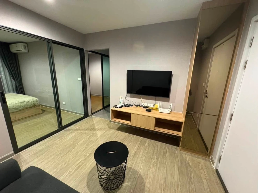 Condo for rent at Polis Suksawat 64. Ready to move in, fully furnished, great price. Book today!