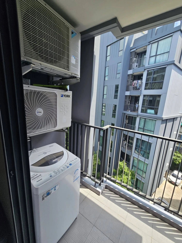 Condo for rent at Premio Quinto. Move-in ready—fully furnished and equipped with all appliances. Just bring your suitcase and move right in. Don't mis