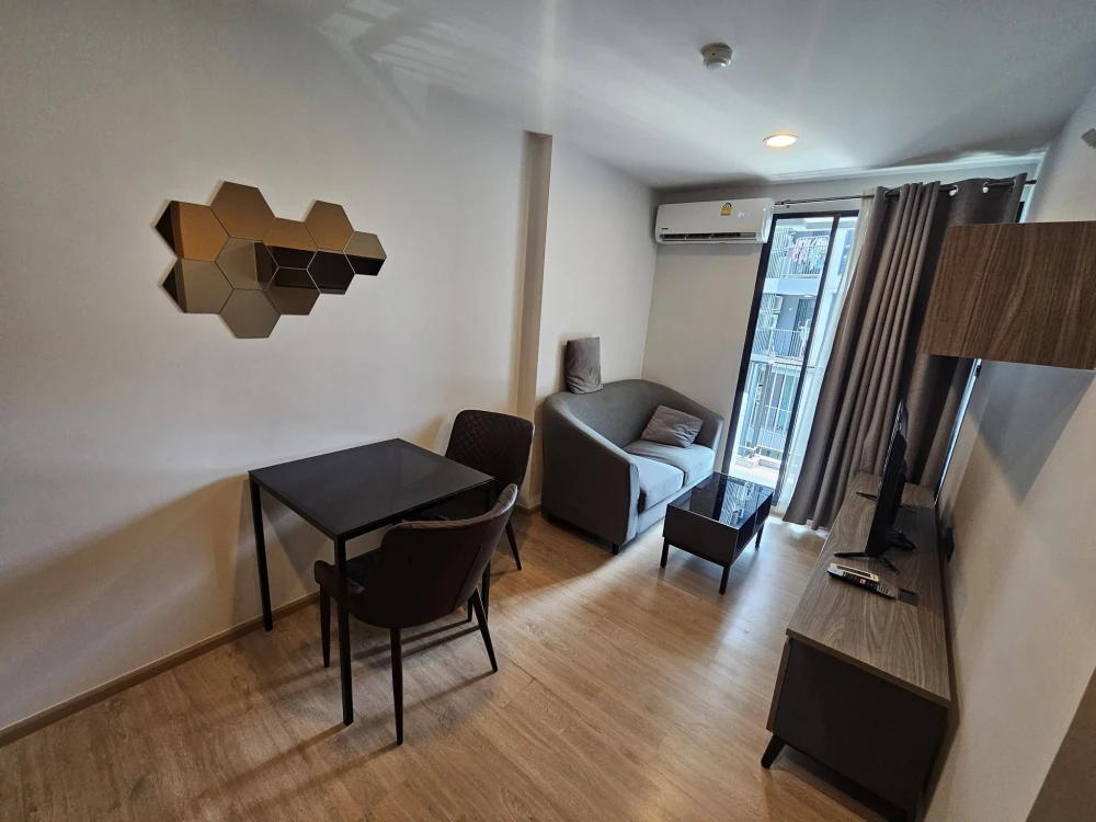 Condo for rent at Premio Quinto. Move-in ready—fully furnished and equipped with all appliances. Just bring your suitcase and move right in. Don't mis
