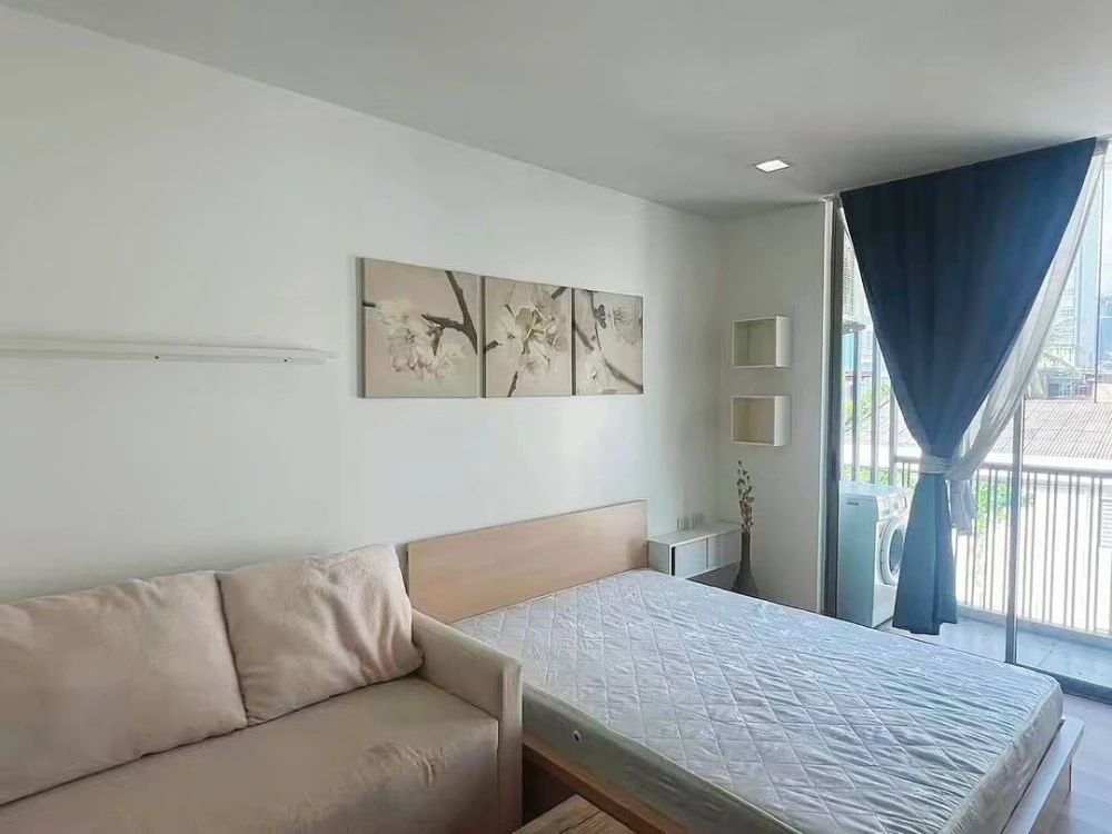 Condo for rent, Quad Sathon, Studio room, 4th floor, ready to move in, fully furnished, great price. Book now!