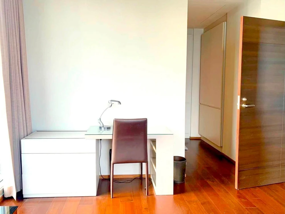 Condo for rent at Quattro By Sansiri, ready to move in, 17th floor with high floor view, fully furnished. Book now!