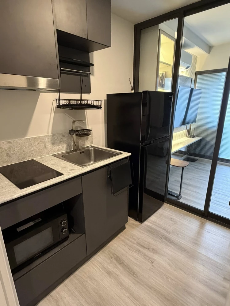 Condo for rent: QUINTARA MHy’GEN RATCHADA - HUAI KHWANG. Ready to move in, high-quality built-in furniture. Book now, don't miss out!