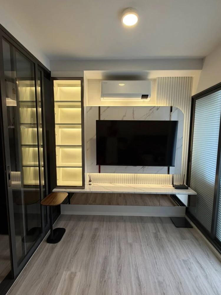Condo for rent: QUINTARA MHy’GEN RATCHADA - HUAI KHWANG. Ready to move in, high-quality built-in furniture. Book now, don't miss out!