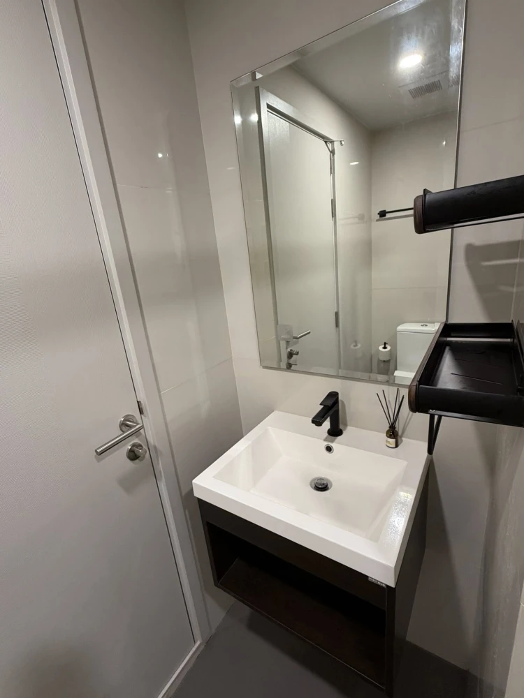 Condo for rent: QUINTARA MHy’GEN RATCHADA - HUAI KHWANG. Ready to move in, high-quality built-in furniture. Book now, don't miss out!