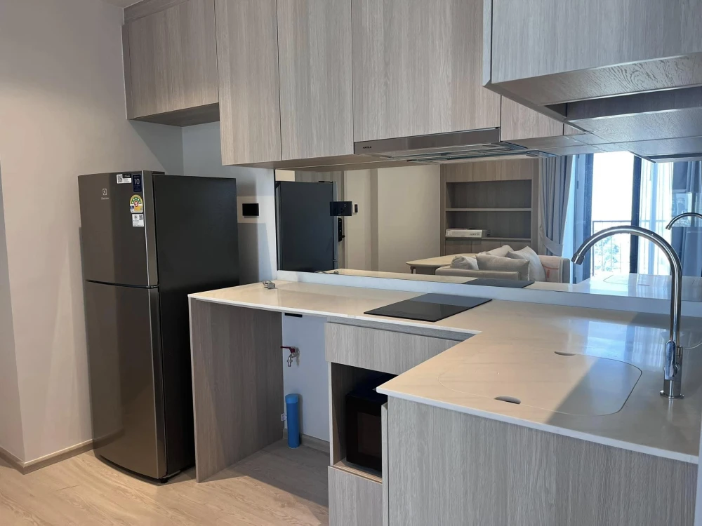 Condo for rent Reference Sathorn Wongwianyai, nice room, complete with furniture and electrical appliances, book now!
