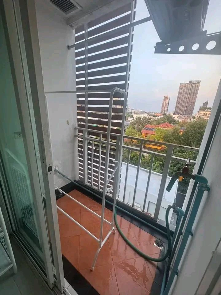 Condo for rent, Regent Home 9 Sukhumvit 64. Nicely decorated unit with complete amenities. Excellent value! Book now!