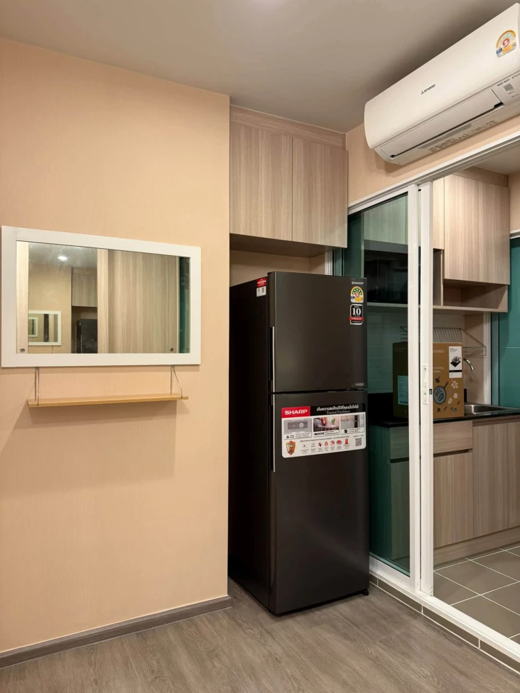 Condo for rent at Regent Home Bangna. Beautifully decorated with built-in furniture and fully equipped with appliances—ready to move in. Book now!