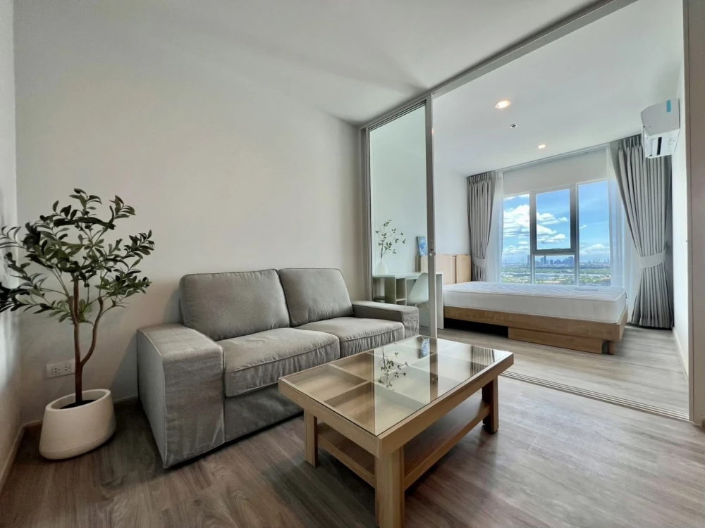 Condo for rent at Regent Home Bangna. The unit is partitioned into separate areas, fully furnished with appliances. Book now before it's too late!