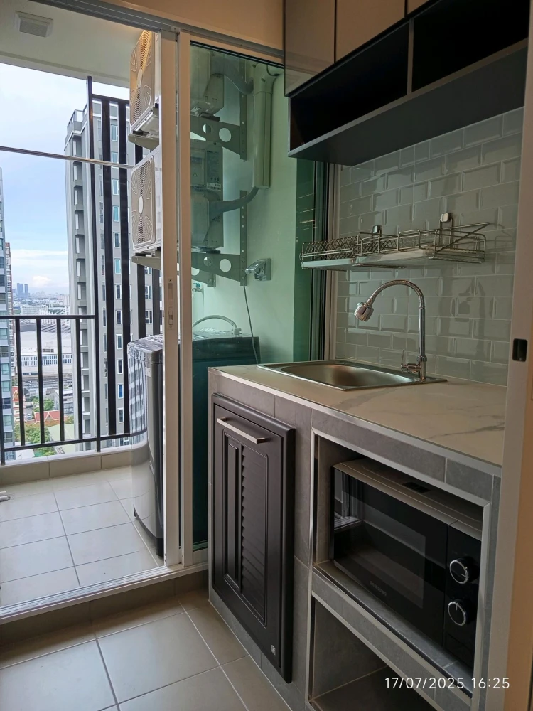 Condo for rent at Regent Home Bangna. Features a well-partitioned layout with clearly defined zones. Great value—book yours today!