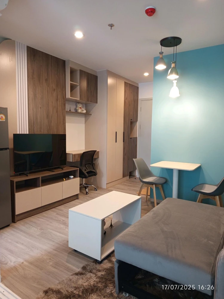 Condo for rent at Regent Home Bangna. Features a well-partitioned layout with clearly defined zones. Great value—book yours today!