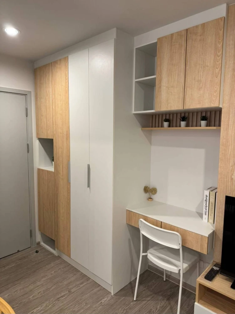 Condo for rent at Regent Home Bangna. Nice, well-partitioned unit with separate zones. Book now, don't wait!