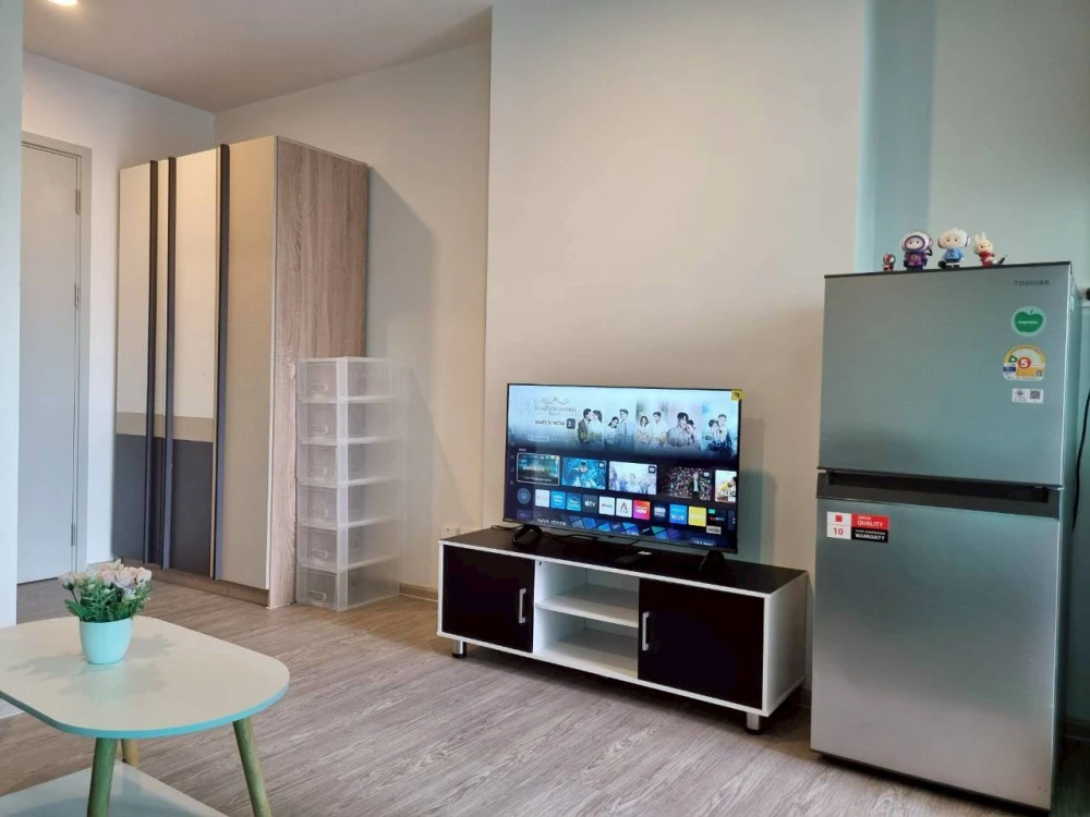 Condo for rent at Regent Home Bangna. Nice unit, fully furnished with appliances, at an affordable price. You don't want to miss this opportunity!