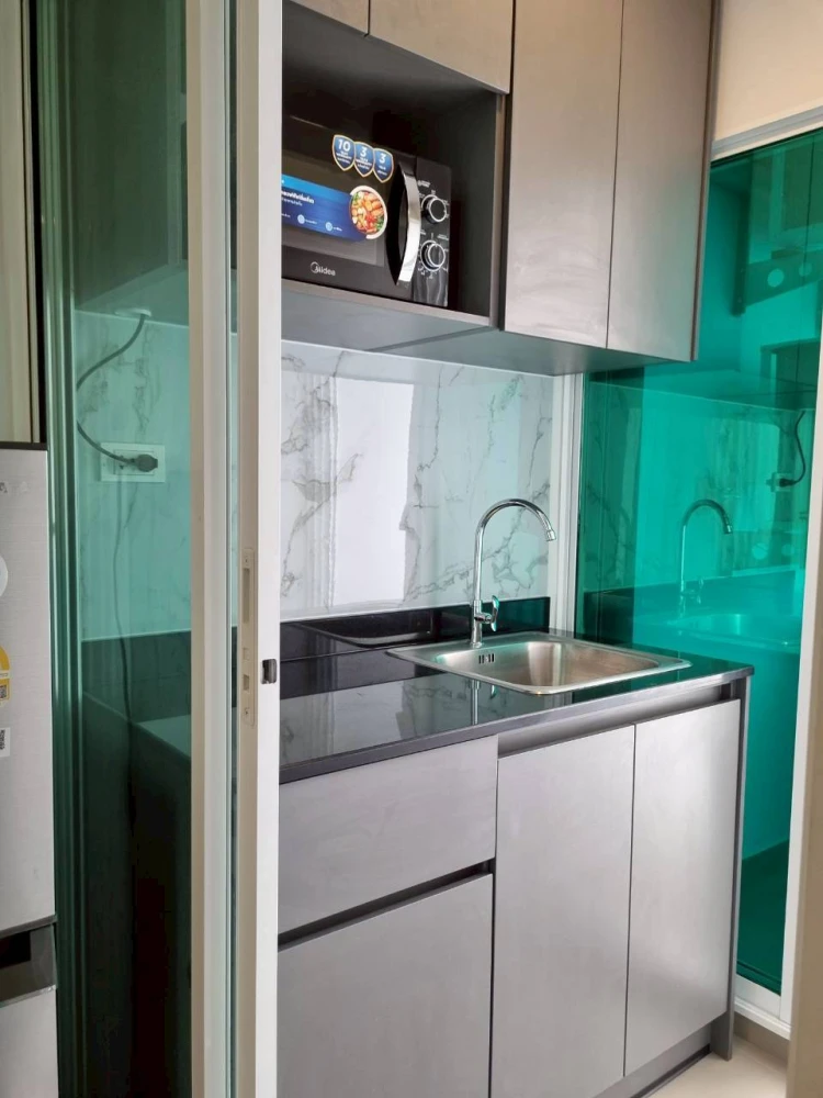 Condo for rent at Regent Home Bangna. Nice unit, fully furnished with appliances, at an affordable price. You don't want to miss this opportunity!
