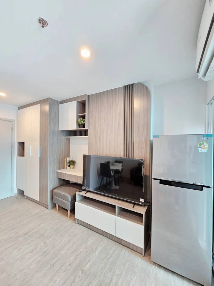 Condo for rent at Regent Home Bangna. Ready to move in, fully furnished. Book today! Don't miss out!