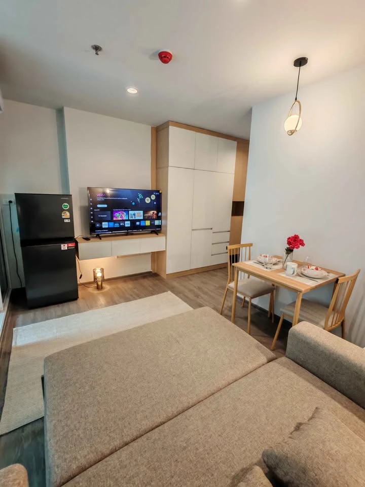 Condo for rent at Regent Home Bangna—move-in ready and fully equipped with amenities. Great price—book yours now!