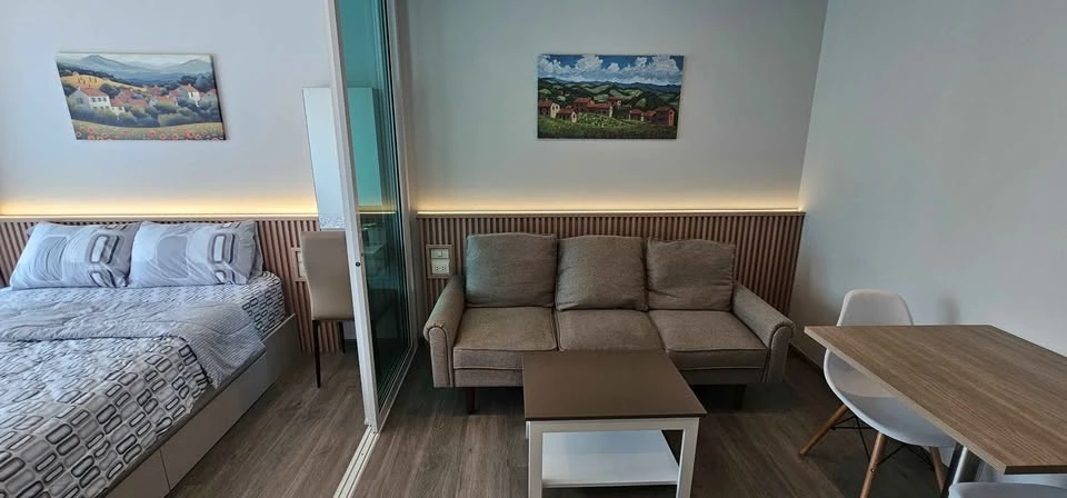Condo for rent at Regent Home Bangna. Beautiful unit, fully furnished and equipped with all appliances—ready for immediate move-in. Don't miss out!