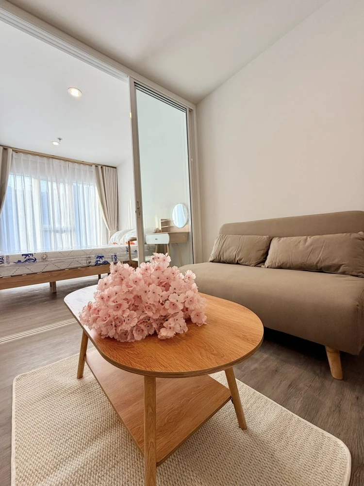 Condo for rent: Regent Home Bangna, beautifully decorated room, high floor, great view, great price, you'll regret it if you miss it.