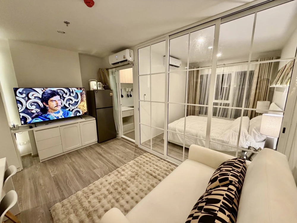ให้เช่าคอนโด Regent Home Bangna ห้องแต่งพร้อมอยู่ กั้นแยกเป็นสัดส่วน มาจับมาจองได้แล้ววันนี้ อย่าพลาดเด็ดขาด