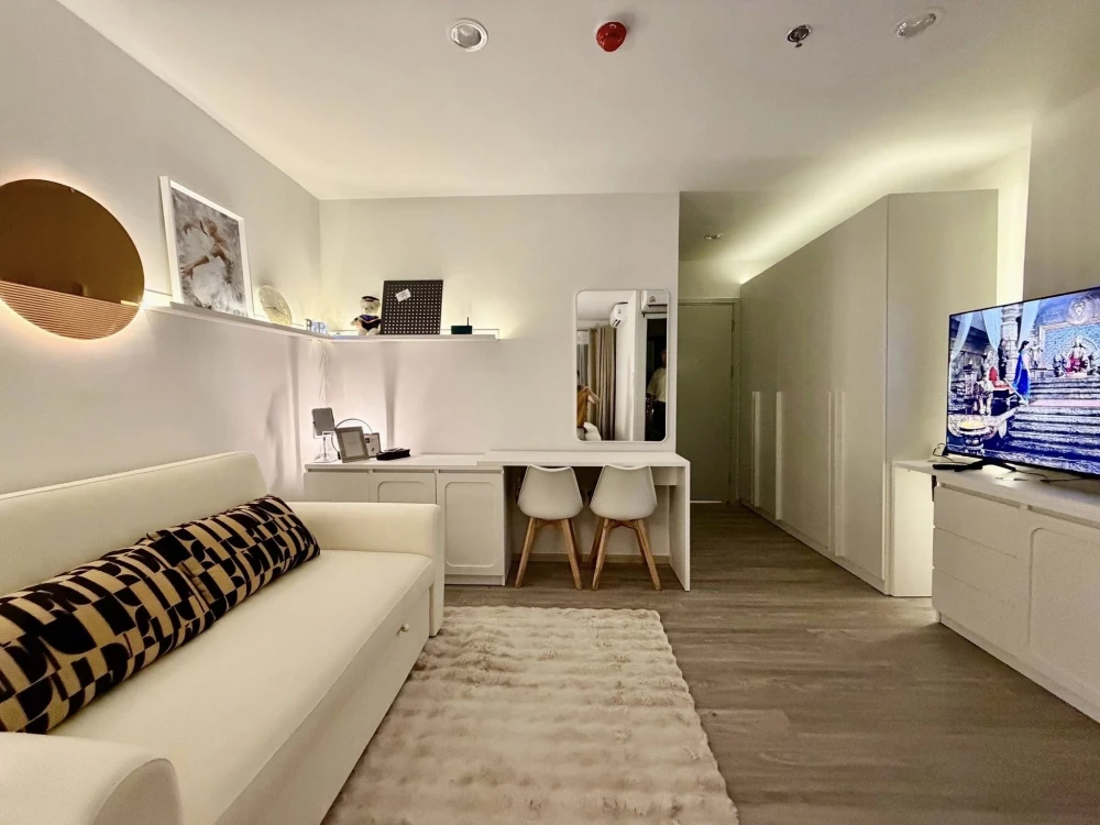 ให้เช่าคอนโด Regent Home Bangna ห้องแต่งพร้อมอยู่ กั้นแยกเป็นสัดส่วน มาจับมาจองได้แล้ววันนี้ อย่าพลาดเด็ดขาด