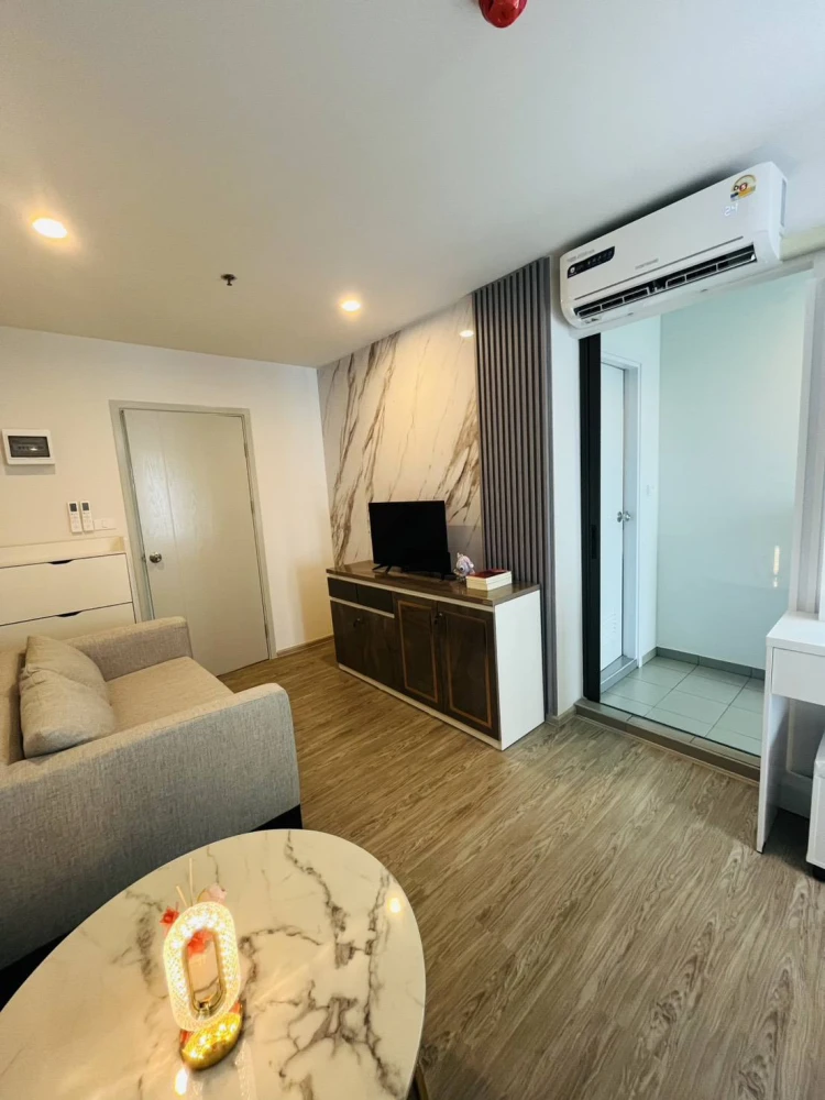 Condo for rent at Regent Home Wutthakat. Ready to move in, fully furnished, great price. Book today!
