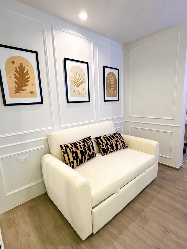 Condo for rent, Regent Home Bangna. Ready to move in, beautifully decorated with full built-in furniture. You definitely don't want to miss this!