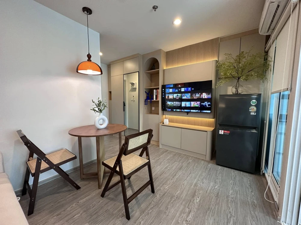 ให้เช่าคอนโด REGENT HOME บางนา ห้องแต่งน่าอยู่ กั้นแยกอย่างดี ราคาคุ้ม จองเลย อย่ารอช้า