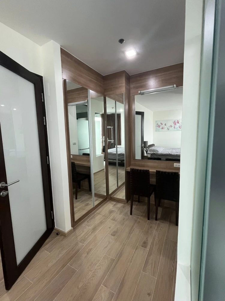 Condo for rent, Rhythm Sukhumvit 50, ready to move in, spacious living space, convenient and complete here. Come reserve today.