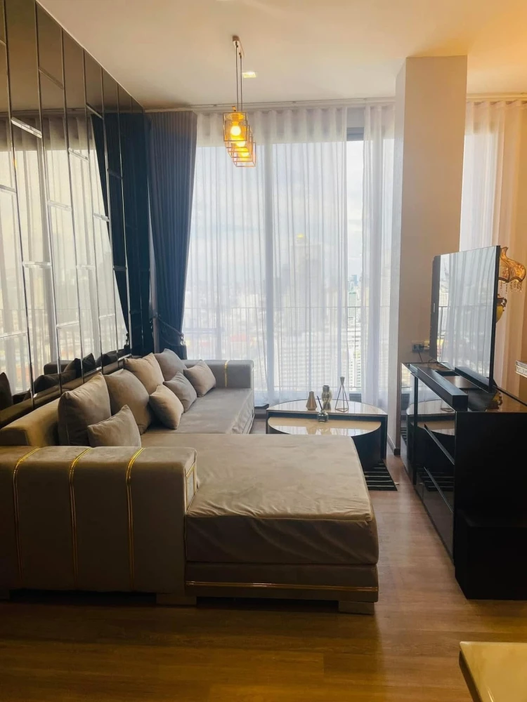 Condo for rent: Rhythm Charoenkrung Pavillion. Beautifully decorated room with excellent built-in furniture. You definitely can't miss this!