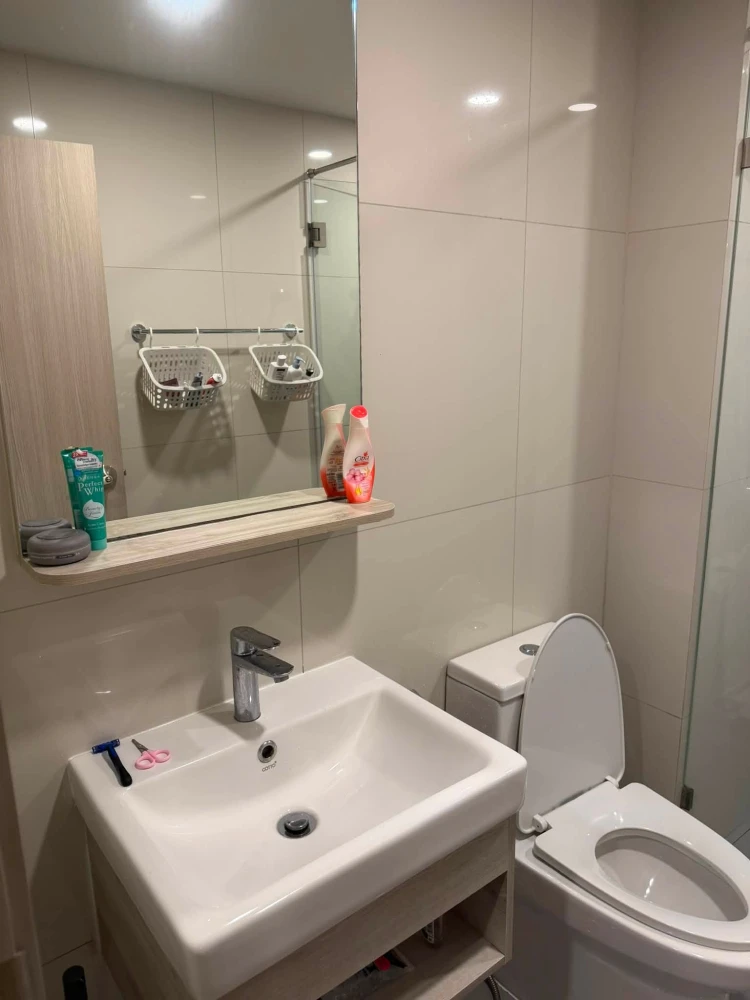 Condo for rent at Salaya One Residences. The unit is partitioned into separate, well-defined zones. Amazing price! Book now!