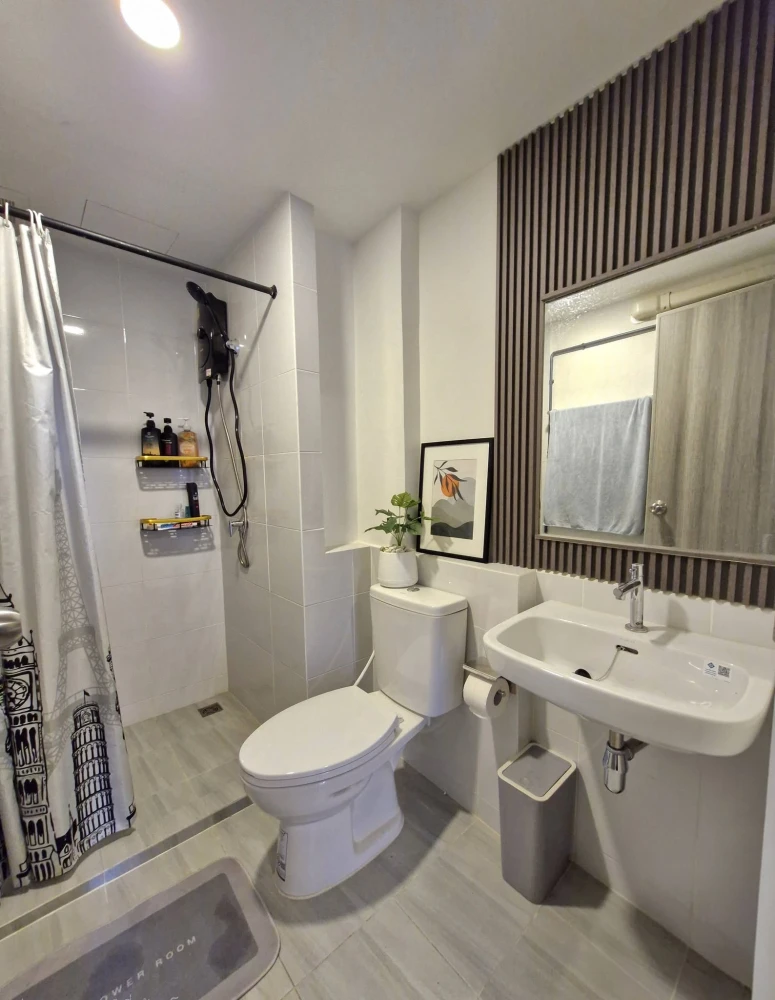 Condo for rent at Sena Kith Bangna - KM.29. Fully furnished and ready to move in. Complete with furniture and appliances. Book now!