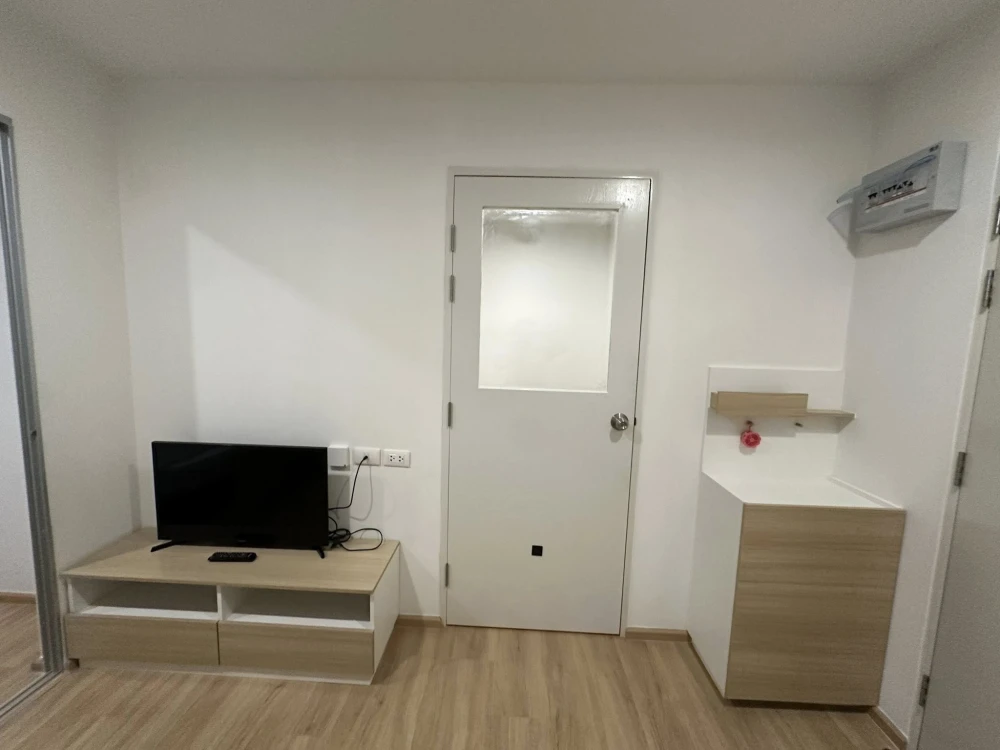 Condo for rent at Sena Kith Chalong Krung-Ladkrabang. Nice room, complete amenities, great price. Book now!