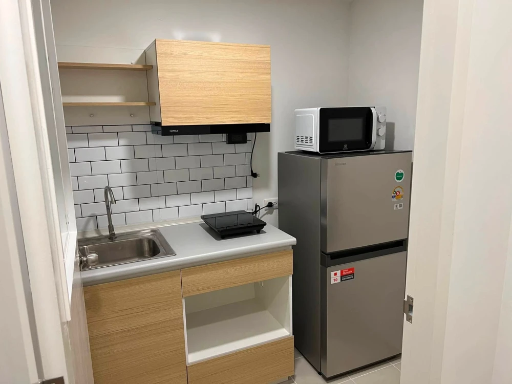 Condo for rent at Sena Kith Srinakarin - Sridan. Spacious room, efficient use of space, amazing price. Book now, don't miss out!